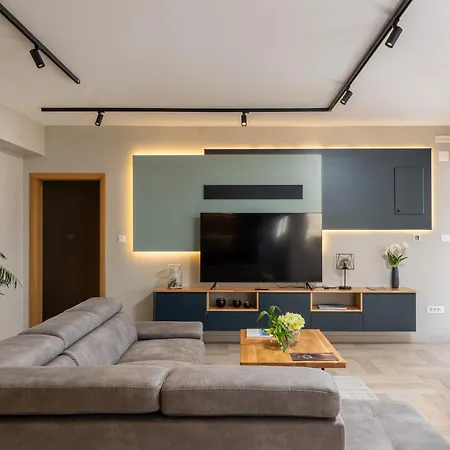 Luxury Beachfront Palace With Private Pool And Jacuzzi By The In * دوبروفينك