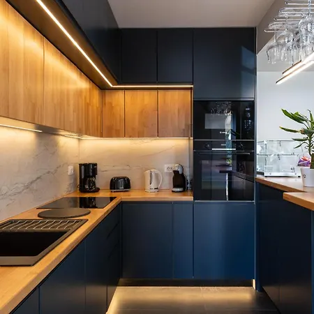 فيلة Luxury Beachfront Palace With Private Pool And Jacuzzi By The In دوبروفينك