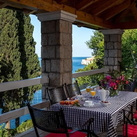 Luxury Beachfront Palace With Private Pool And Jacuzzi By The In * Dubrovnik