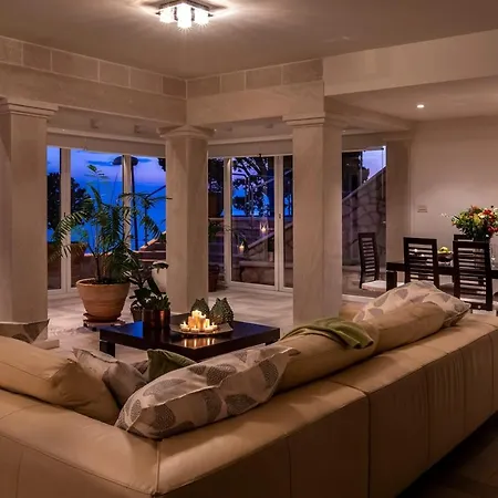 Luxury Beachfront Palace With Private Pool And Jacuzzi By The In Villa Dubrovnik