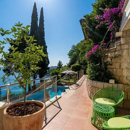 Luxury Beachfront Palace With Private Pool And Jacuzzi By The In * Dubrovnik