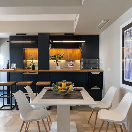 别墅 Luxury Beachfront Palace With Private Pool And Jacuzzi By The In 杜布罗夫尼克