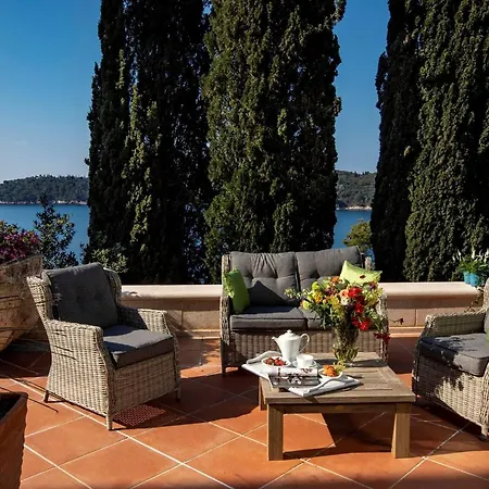 Luxury Palace Near Old Town With Pool دوبروفينك