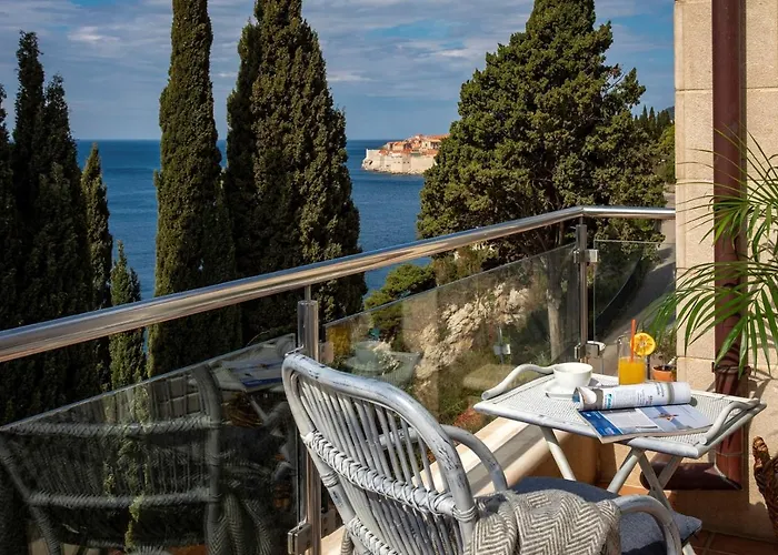 Luxury Beachfront Palace With Private Pool And Jacuzzi By The In *