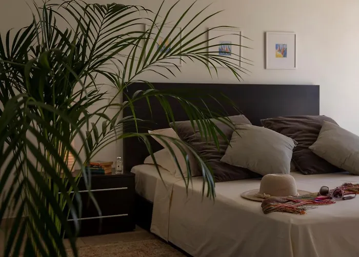 Βίλα Luxury Beachfront Palace With Private Pool And Jacuzzi By The In