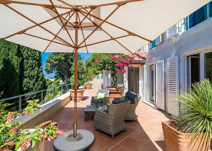 Βίλα Luxury Beachfront Palace With Private Pool And Jacuzzi By The In *