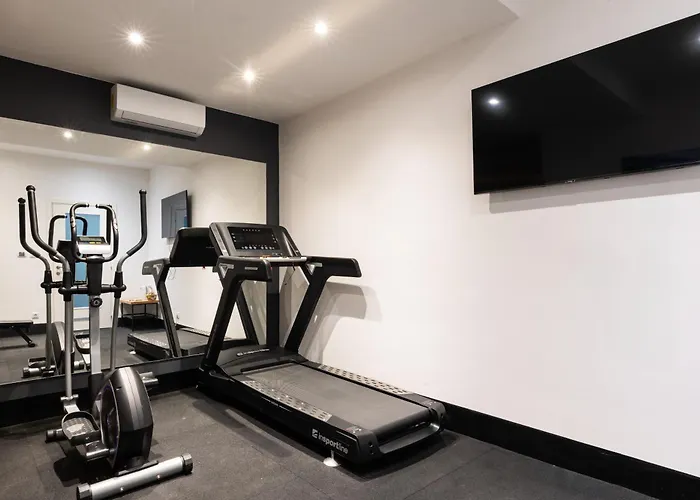 Βίλα Luxury Beachfront Palace With Private Pool And Jacuzzi By The In Ντουμπρόβνικ