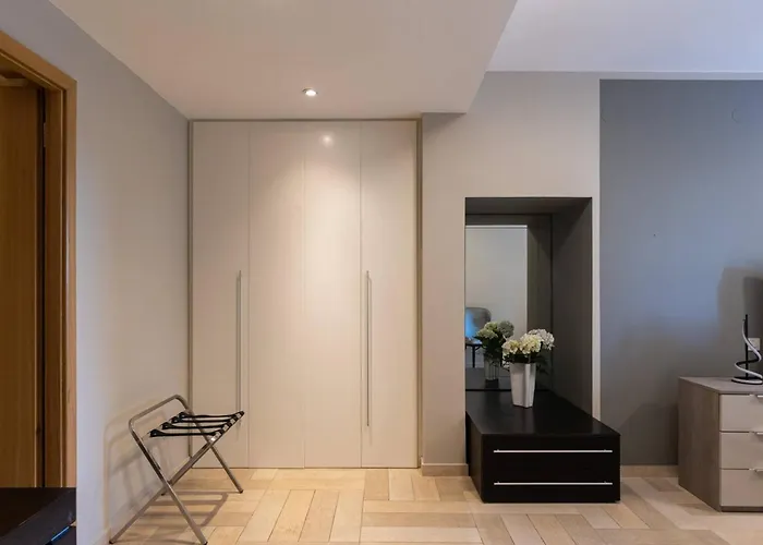 Luxury Beachfront Palace With Private Pool And Jacuzzi By The In Villa Dubrovnik